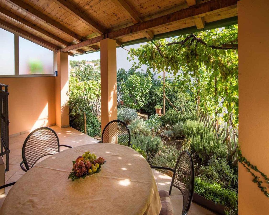 Apartments In Vrbnik/Insel Krk 13597 מראה חיצוני תמונה