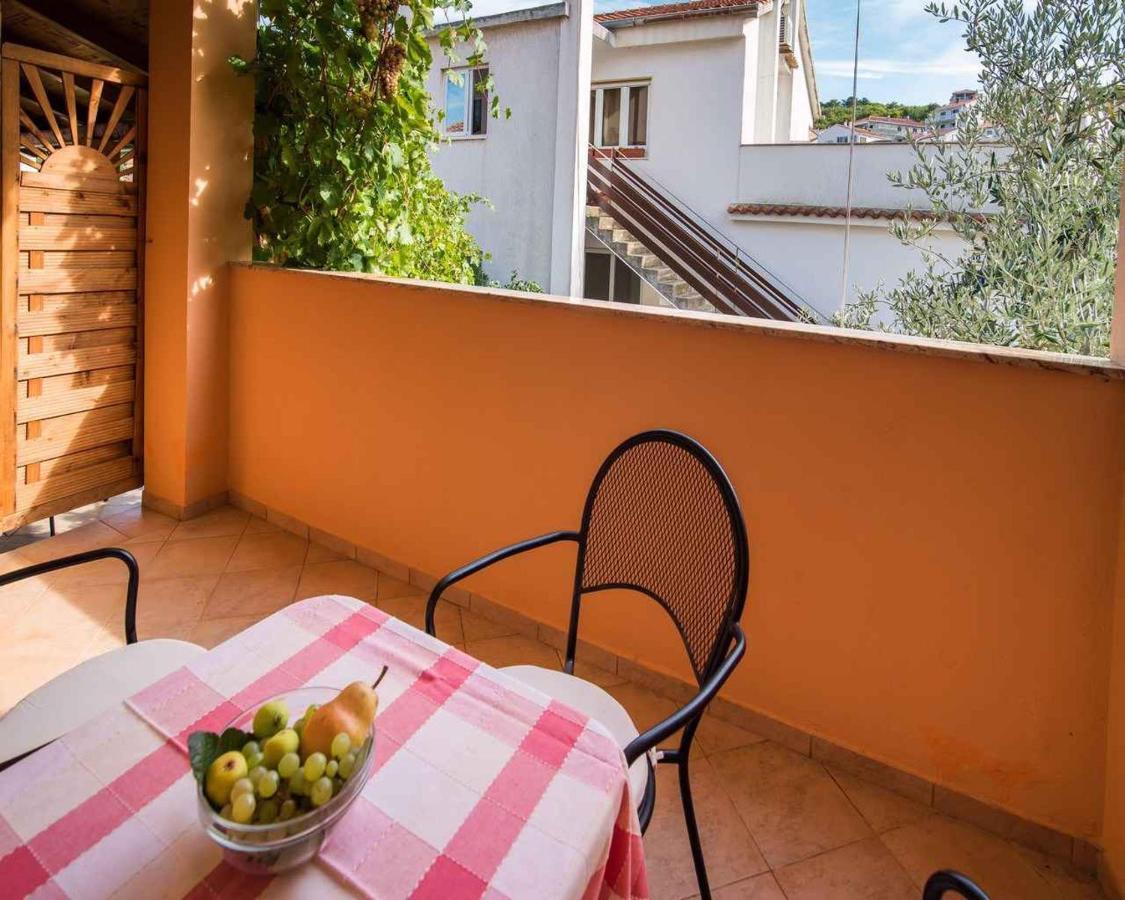 Apartments In Vrbnik/Insel Krk 13597 מראה חיצוני תמונה